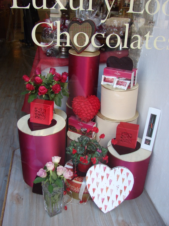 Как маленькие тролли отметили 14 февраля ... труля-ля-ля-ля (фото 9)