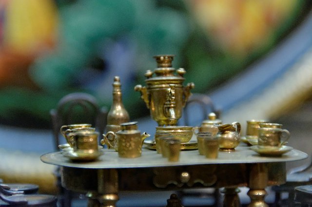 Историческая миниатюра — Редкие антикварные куклы и реплики: воск (фото 2)