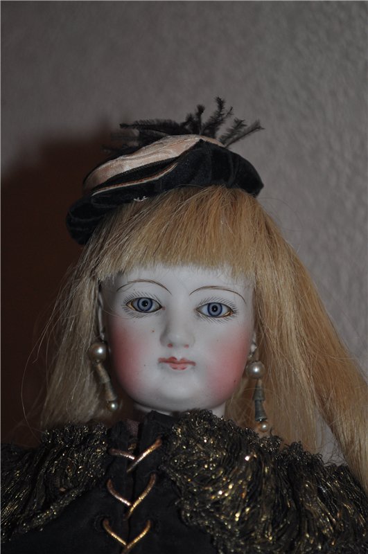 Очарование старинной куклы (фото 2)