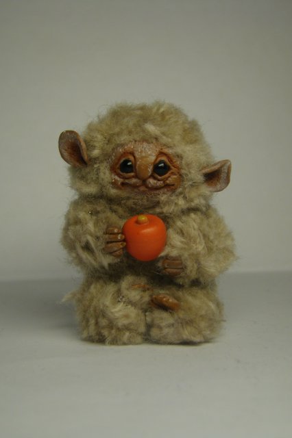 Кто-то из породы домовых. Авторская игрушка Ольги Чернухо (фото 4)