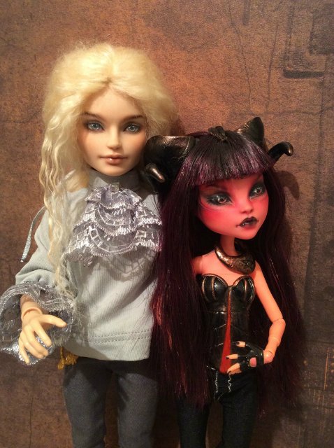 ООАК Monster High — ООАК Monster High и Ever After High: репейнт