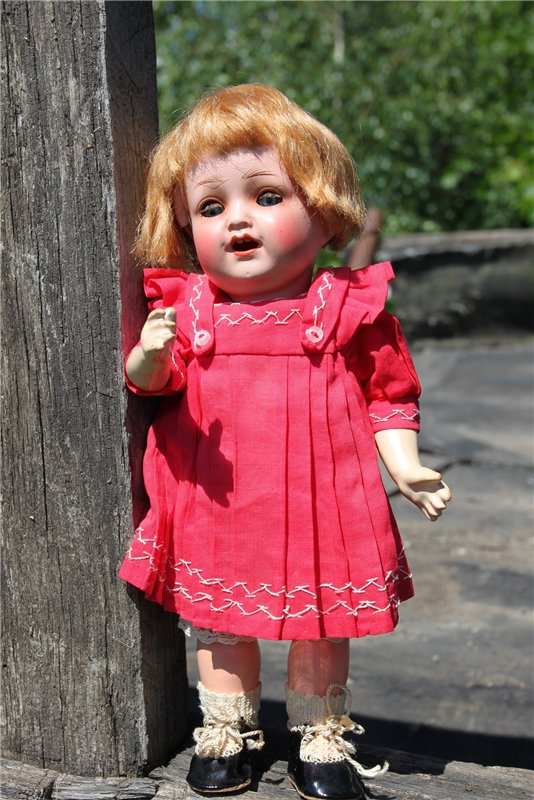 Характерная куколка от Heubach Koppesldorf (фото 2)