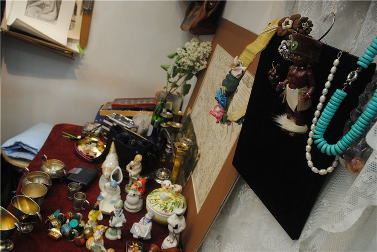 На Тишинку мы пошли – там сокровища нашли. Взгляд на «Блошиный рынок» со второго этажа | Бэйбики На Тишинку мы пошли – там сокровища нашли. Взгляд на «Блошиный рынок» со второго этажа