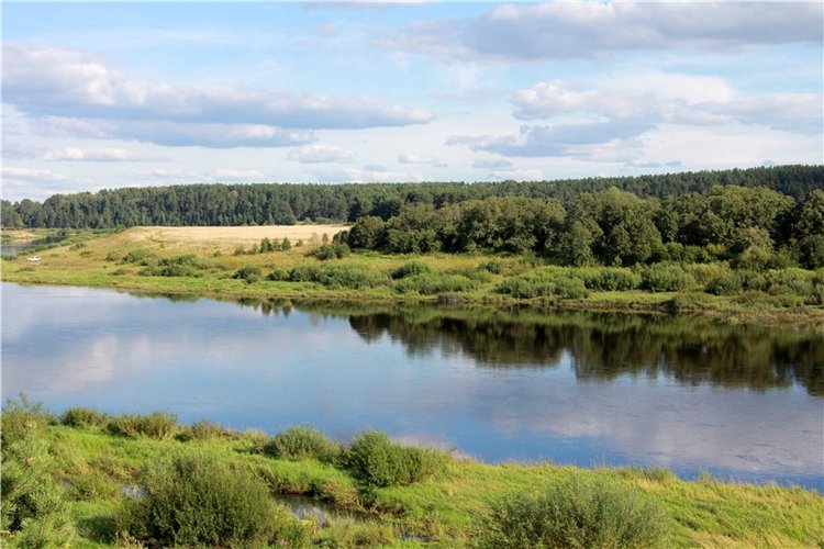 Августовская прогулка на Волге. Camryn от Zofia & Henry Zawieruszynski