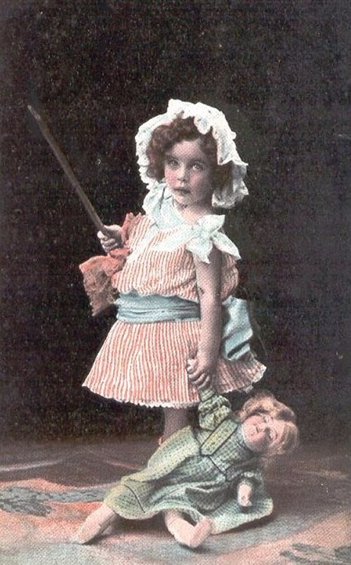 Старый фотоальбом. Девочки и куклы - продолжение (фото 10)