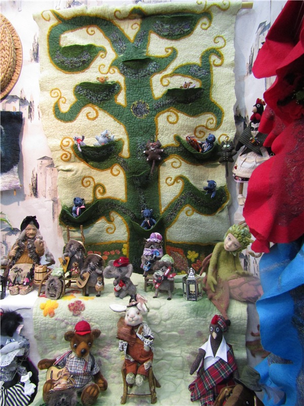 Зелененький он был... По следам выставки кукол на Тишинке 2016. В преддверии выставки «Hello Teddy» 1-4 декабря 2016 | Бэйбики Зелененький он был... По следам выставки кукол на Тишинке 2016. В преддверии выставки «Hello Teddy» 1-4 декабря 2016 (фото 5)