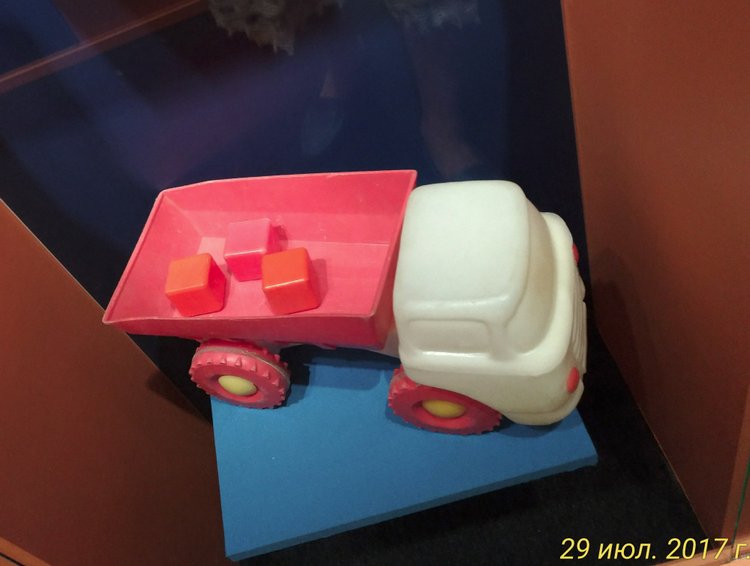 Выставка «Все лучшее – детям. Игрушки 1950–1980 годов из коллекции Сергея Романова». Часть 2