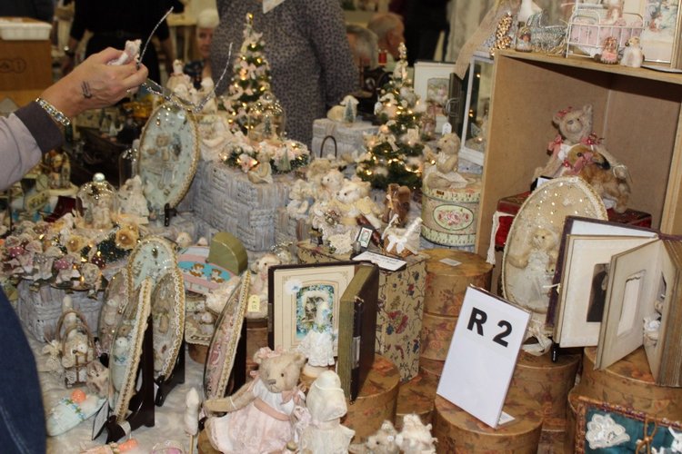 Выставка мишек, кукол и кукольной миниатюры в Голландии 2017 - часть пятая