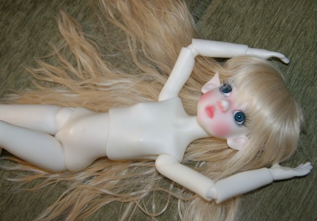 Карамель и сливки - две Лайлочки White Elf and Human Tan Kaye Wigs