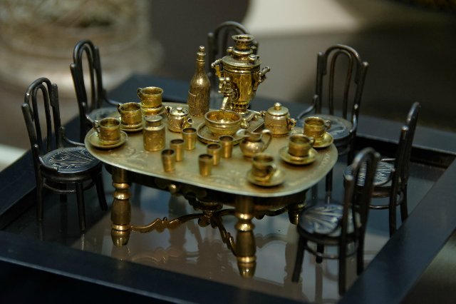 Историческая миниатюра — Редкие антикварные куклы и реплики: воск