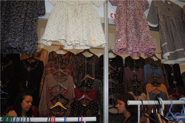 Выставка на Тишинке "Атмосфера творчества" - 2014. Мечты сороки сбываются! Блеск и великолепие