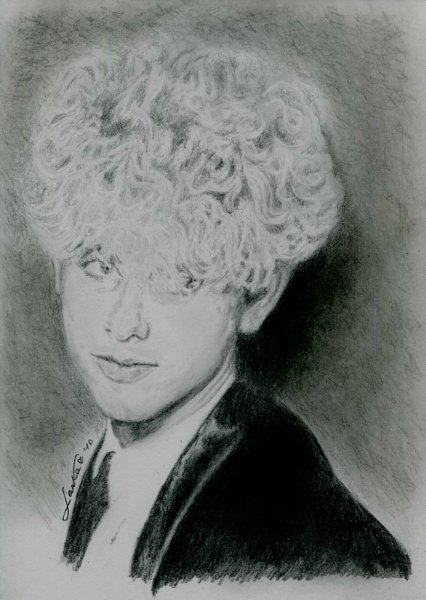 А ещё я немножечко рисую…