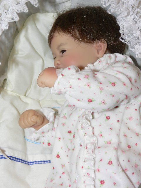 Чудо малыши в детской колясочке.. Artista Charisma Doll