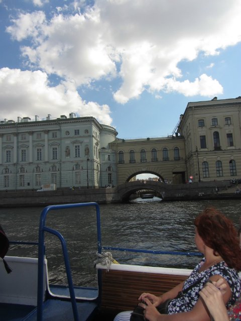 Приглашаем на водную экскурсию по Петербургу (фото 7)