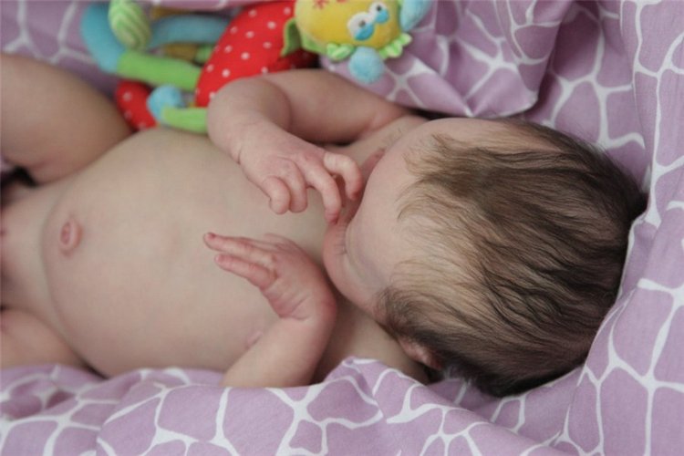 Удивительно реалистичная кукла реборн Елены Киприяновой. Молд Emma by Natalie Scholl (фото 10)