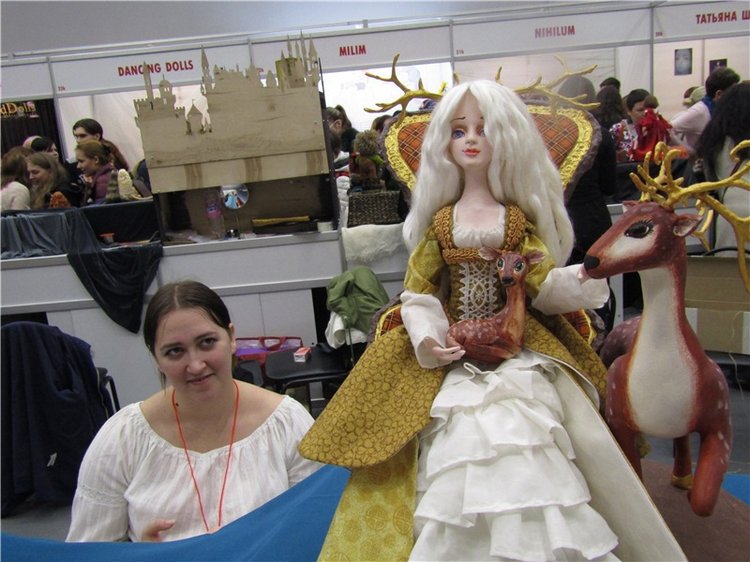 Расскажи, Снегурочка, где была? - На Тишинке я была, Вас я в гости позвала. Выставка - Международный Салон кукол 2016 | Бэйбики Расскажи, Снегурочка, где была? - На Тишинке я была, Вас я в гости позвала. Выставка - Международный Салон кукол 2016