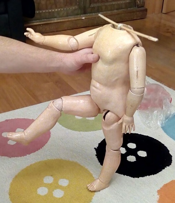 Перетяжка и небольшой ремонт антикварной A.Marseille