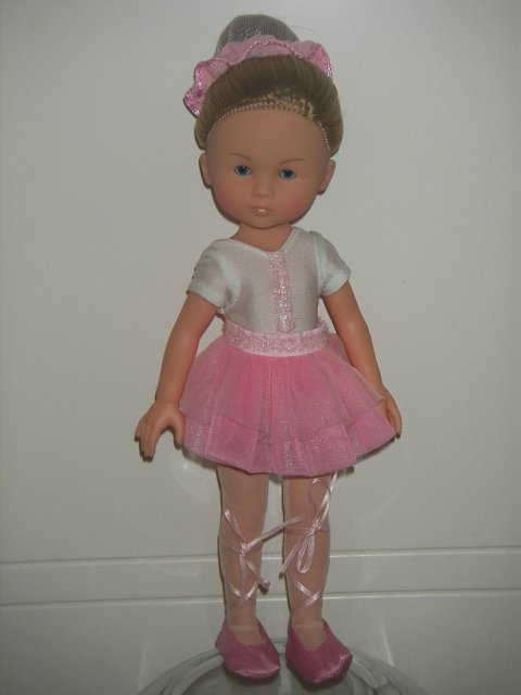 Лиля и Мила фотографируются | Бэйбики Лиля и Мила фотографируются (фото 7)