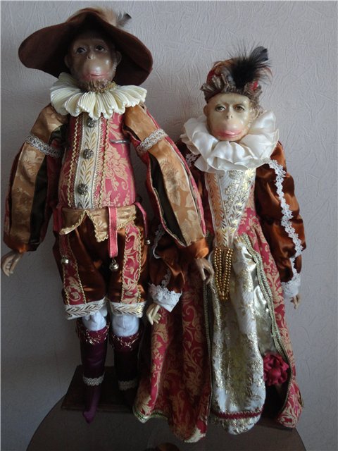 А может это снится мне?! Обезьяны-куклы в викторианских нарядах