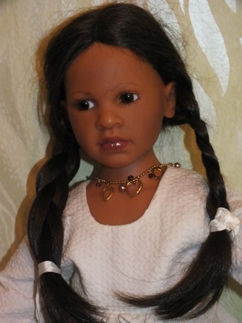 Прекрасная смугяночка Габриэлла от Elissa Glassgold