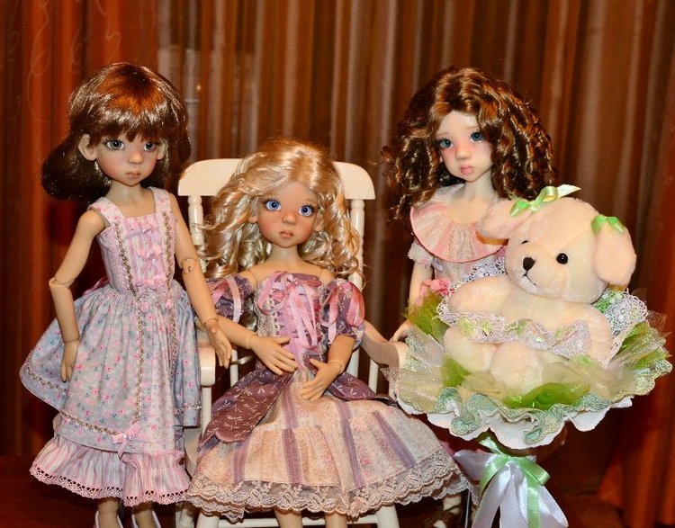 Платья для девчонок. Layla & Layla & Larissa Kaye Wiggs