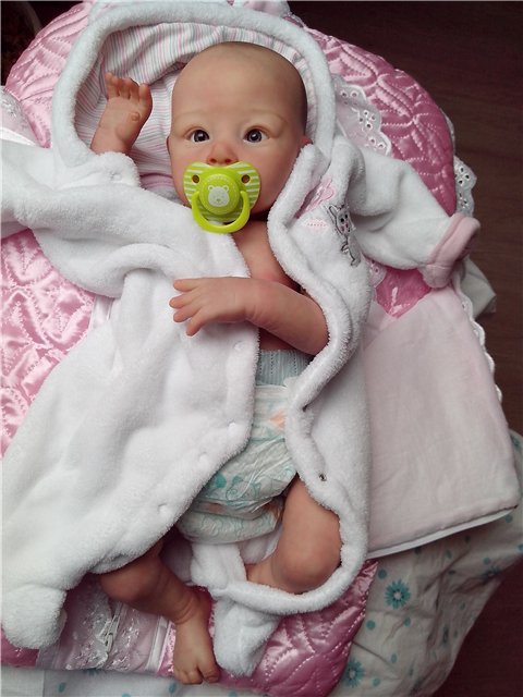 Любопытная малышка или неожиданный для меня молд