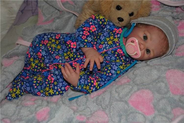 Аленка - куколка реборн из молда Lisa (фото 7)