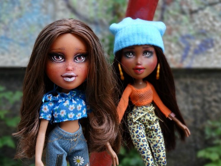 Мои девочки (перерисованные Братц 2015) вышли на улицу (фото 6)