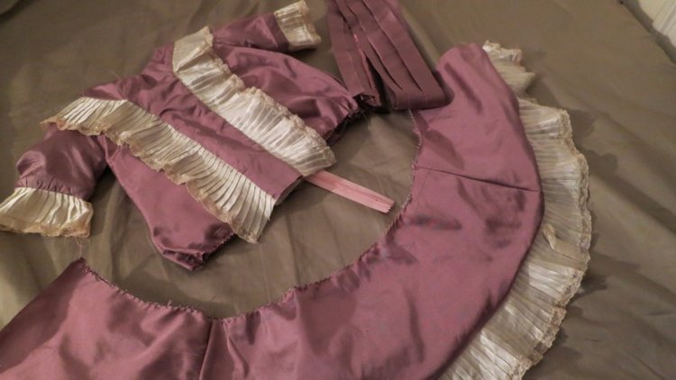 А ля "французкое старинное" платье для Ханночки (фото 7)