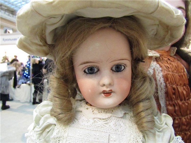 Антикварные куклы на Искусство куклы 2016. Фото