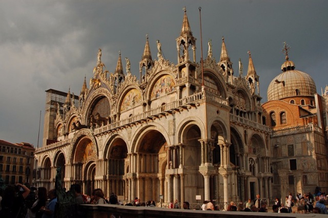 Приключения Минуш в Италии [Часть 2] Венеция -"Волшебный город на волнах, мечты высокой воплощенье"