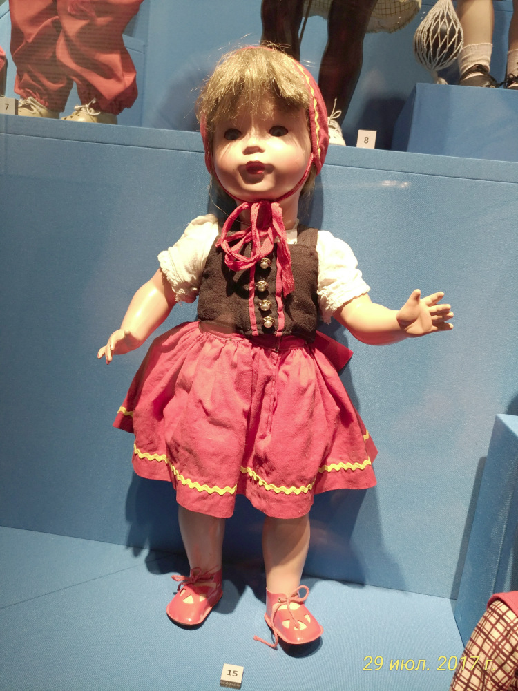 Выставка «Все лучшее – детям. Игрушки 1950–1980 годов из коллекции Сергея Романова». Часть 2