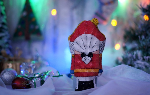 Новый год ручной работы . Вышивка