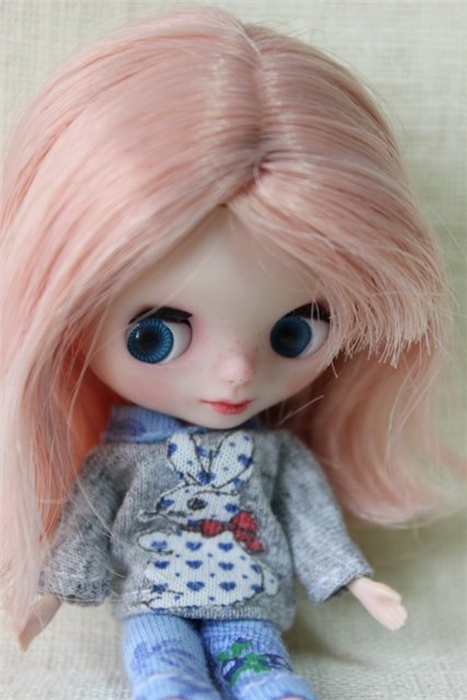 Миниатюра в одежде для кукол