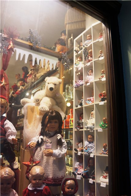 Взятие Берлина. Часть 2. Puppenstube (Пуппенштубе) - кукольный магазинчик