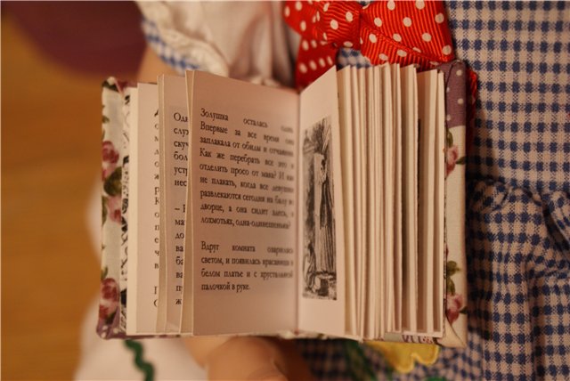 Книжка для малышки или "Почитай мне сказку..." (фото 4)