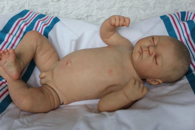 Кукла реборн Julien, Катерины Осиповой-Коняевой | Бэйбики Кукла реборн Julien, Катерины Осиповой-Коняевой (фото 8)