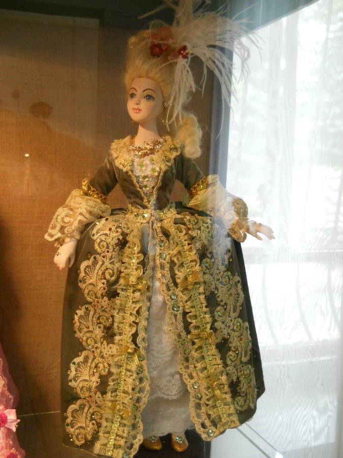 Выставка авторских кукол Ирины Веденеевой в Краеведческом музее г. Ессентуки