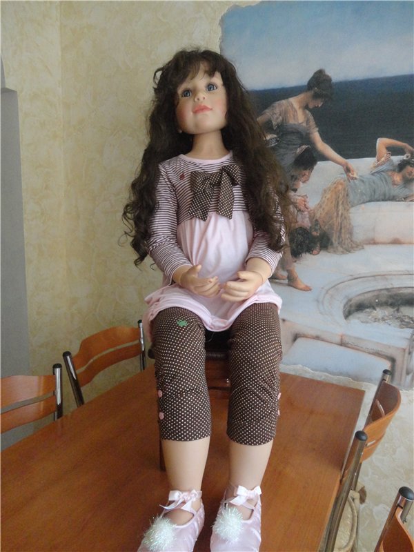 Хочу вам представить моих коллекционных кукол, которые живут в моем доме