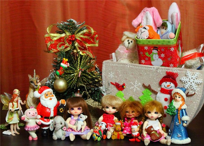 Новый Год к нам мчится! :)