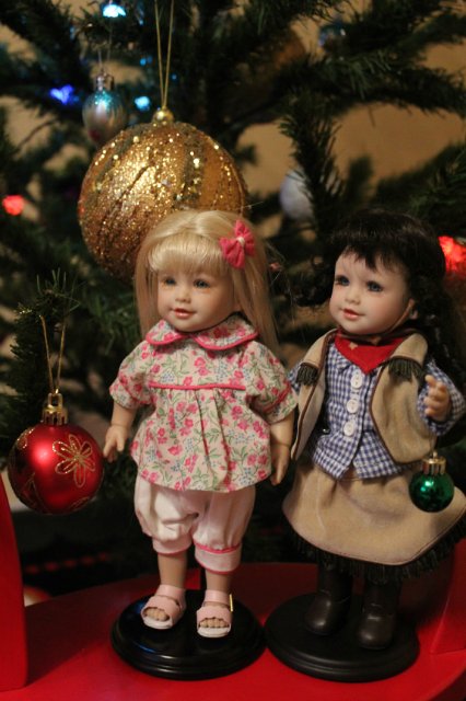 Новогодние Адорки | Бэйбики Новогодние Адорки — Куклы Adora (Адора): коллекционные виниловые (фото 5)