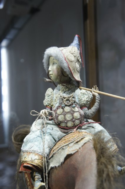 Выставка кукол по эскизам главного художника фильма "Монгол" - Даши Намдакова