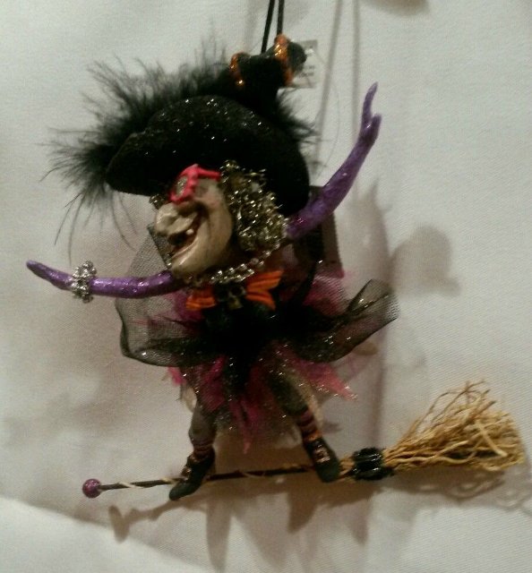 Волшебный мир Katherine collection - нет нет.. вам не кажется это действительно Олень - балерина и Гиппопотам манекенщица