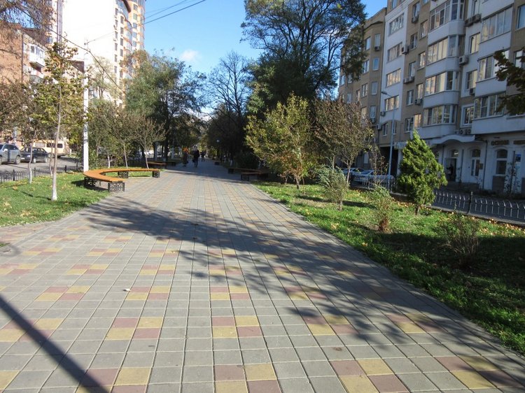 Незнакомка с черном и с косой, или Смертушка тоже хочет дружить