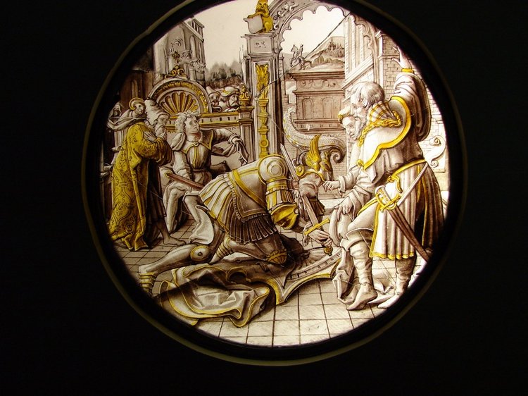 Витражи средних веков. Картины в стекле. Выставка витражей в Ely