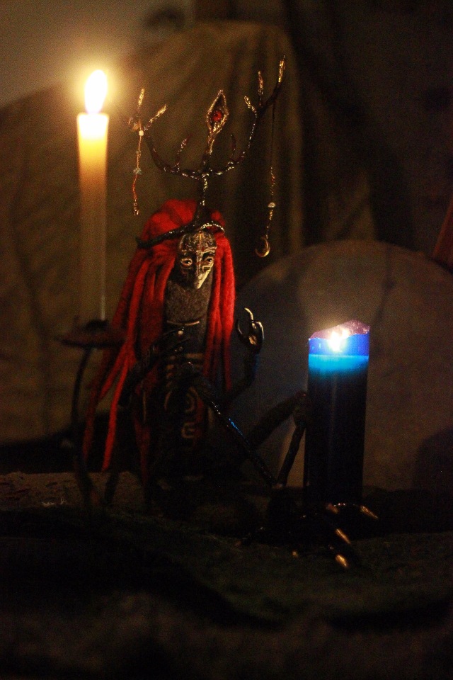 Ведающий шаман - Авторская кукла валянная из шерсти (фото 5)