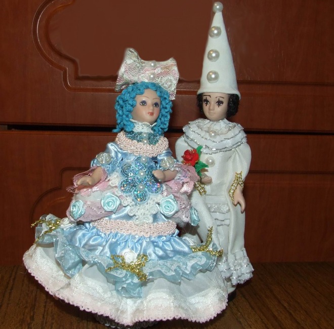 Мои сказочные образы и костюмы фарфоровых куколок (ООАК) к Новому 2018 году (фото 4)