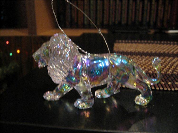 Фигурки изо "льда" (елочные игрушки 21 века)