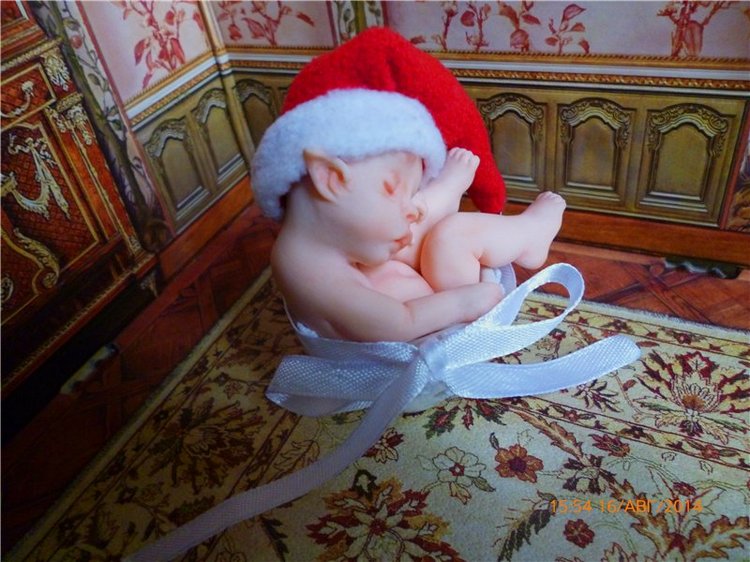 Новогодний эльф. Авторская кукла (фото 4)