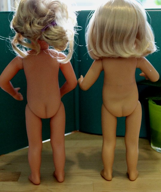 Девочки минушечки сравнение Кетти Круз и Вайт Баллон (фото 3)